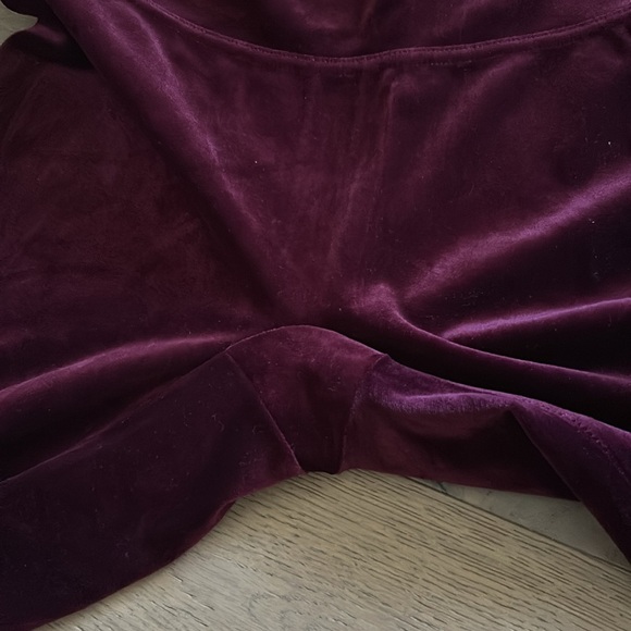 Spanx size M maroon velour leggings - Picture 3 of 5